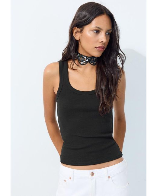 Girocollo Con Onde E Specchi di Stradivarius in White