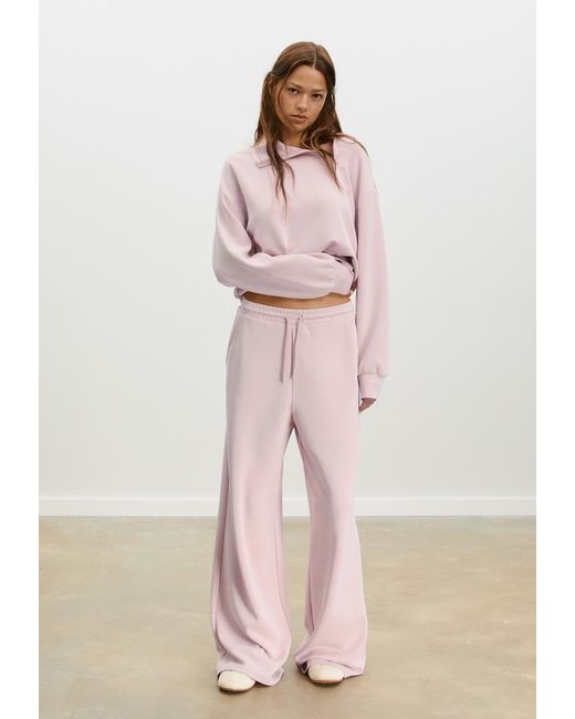 Felpa Con Cerniera Laterale Morbida Al Tatto di Stradivarius in Pink