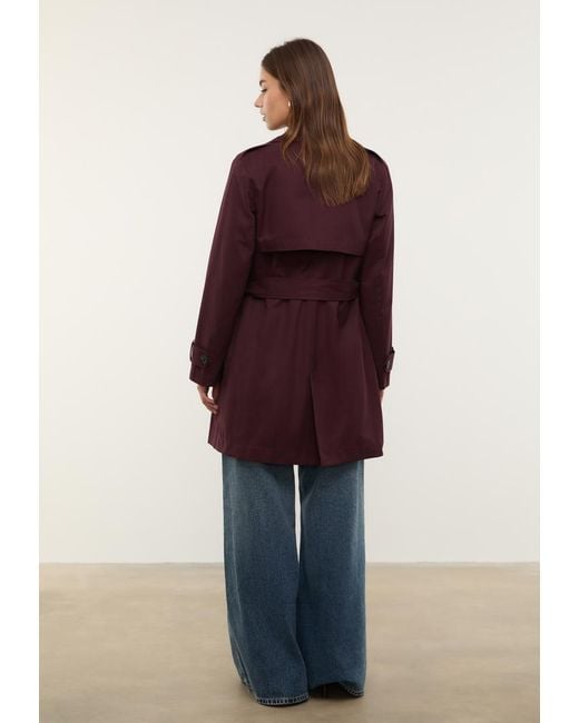 Trench Basico Regolare Cintura di Stradivarius in Blue