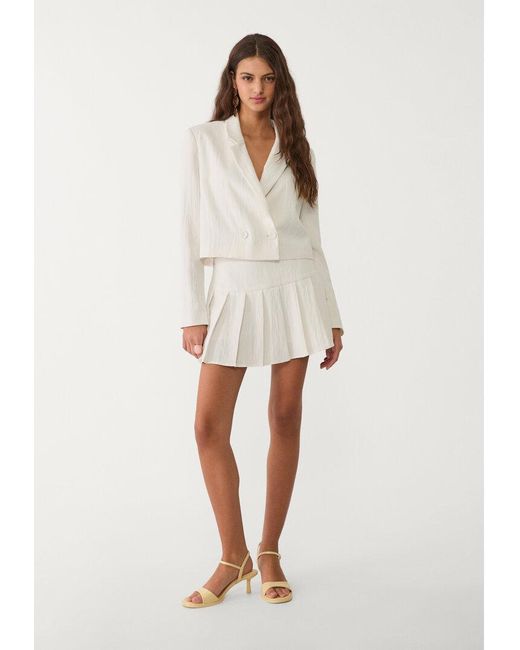 Gonna Pantalone Mini A Pieghe di Stradivarius in White