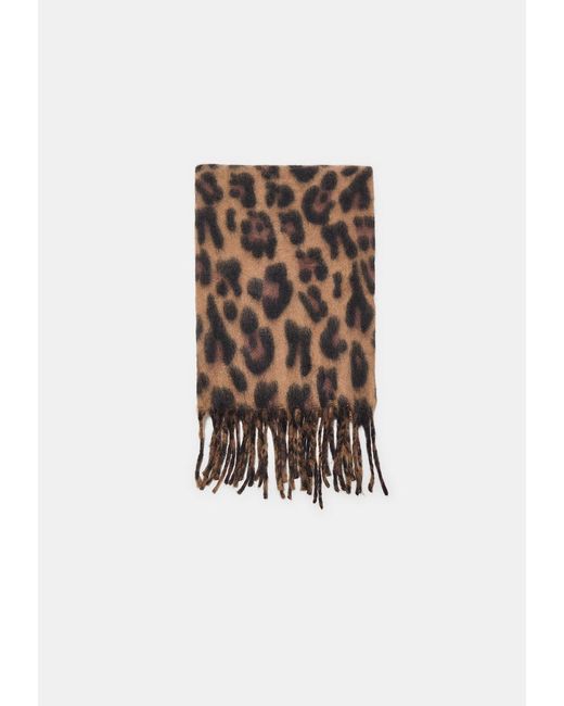 Sciarpa Leopardata di Stradivarius in White