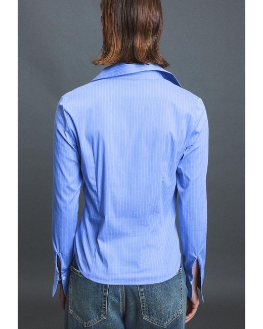 Camicia Basic Fitted di Stradivarius in Blue