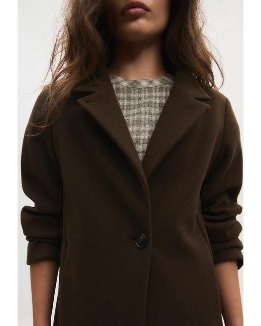 Cappotto Basic Morbido di Stradivarius in Brown