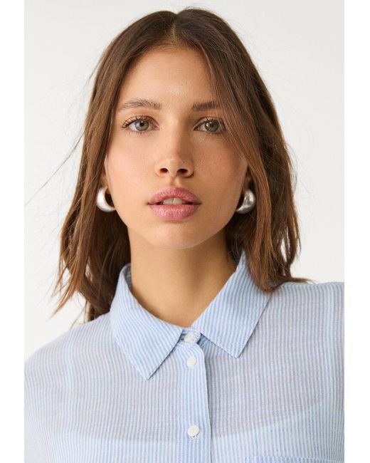 Camicia Corta Morbida Con Tasca di Stradivarius in Blue