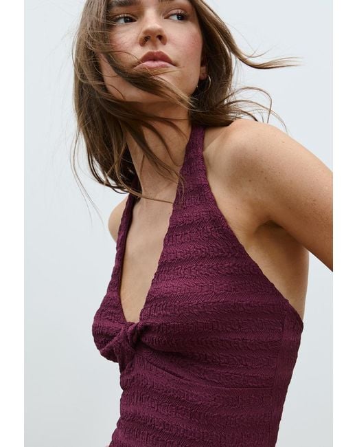 Abito Midi Halter Con Texture di Stradivarius in Red
