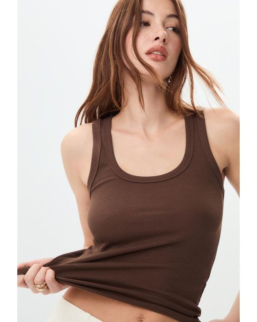 Top Basic Con Spalline di Stradivarius in Blue