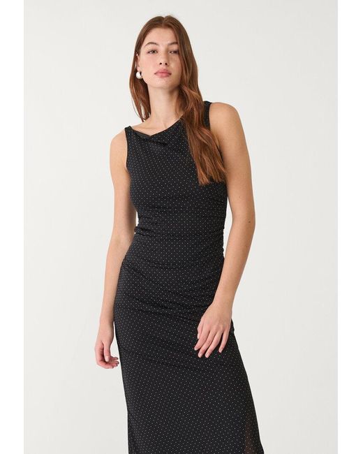 Vestito Midi Asimmetrico di Stradivarius in Black