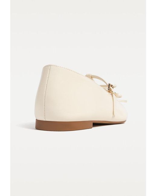 Ballerine Con Fiocco di Stradivarius in Natural
