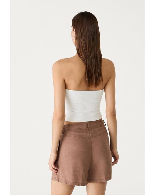 Shorts Fluidi Con Lino di Stradivarius in White