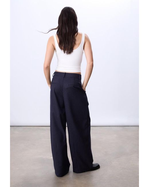 Pantalone Elegante A Righe Con Pinces di Stradivarius in White