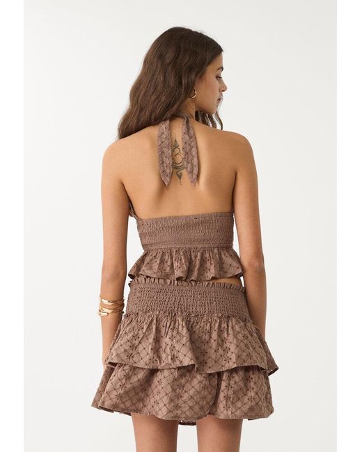 Top Halter Ricamato di Stradivarius in Brown
