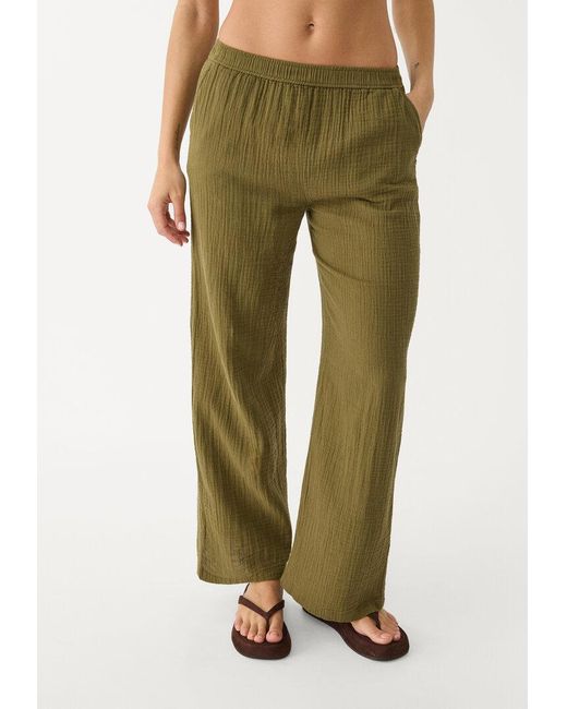 Pantaloni Morbidi Con Vita Elasticizzata di Stradivarius in Green