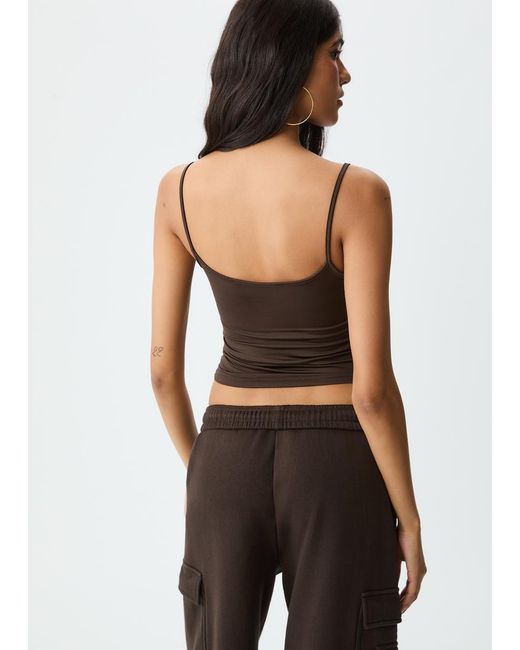Top Con Spalline di Stradivarius in Black