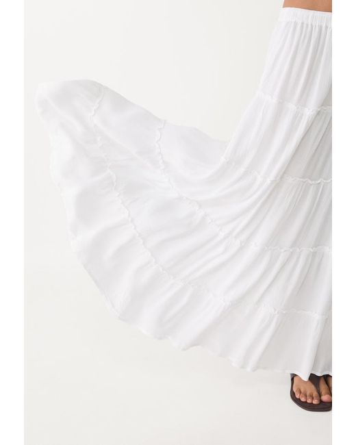 Gonna Midi Fluida A Pannelli di Stradivarius in White