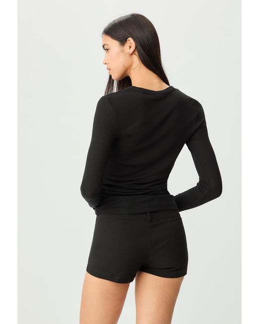 Maglietta A Maniche Lunghe A Costine di Stradivarius in Black