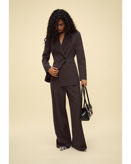 Blazer Slim Fit Doppiopetto A Righe di Stradivarius in Natural