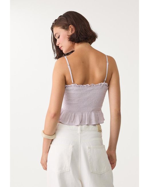 Top Aderente Con Volant di Stradivarius in White
