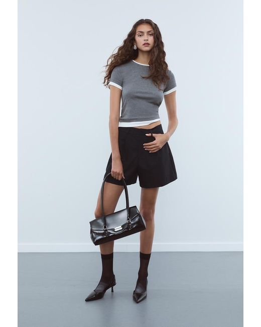 Shorts Eleganti Pinces di Stradivarius in White