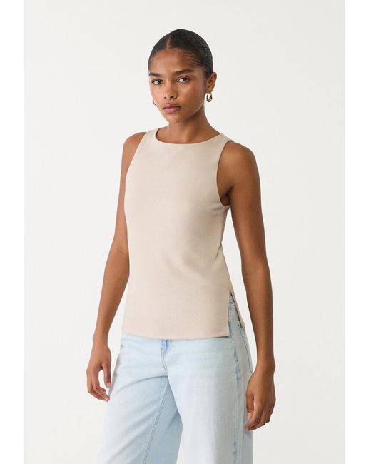Top Interlock Scollo A Barchetta di Stradivarius in White