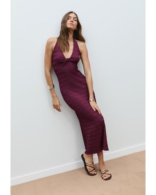 Abito Midi Halter Con Texture di Stradivarius in Red