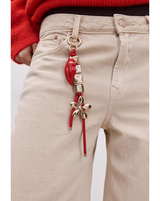 Portachiavi Con Charm Labbra E Scritta "Love" di Stradivarius in Red