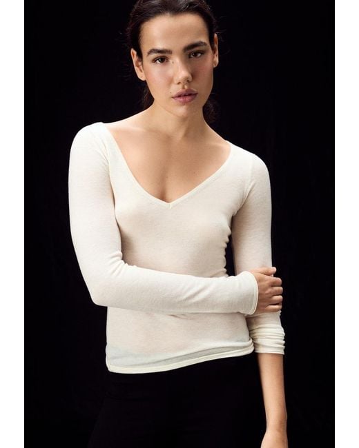 Pullover Basic di Stradivarius in Black