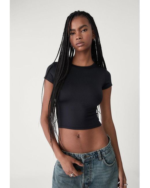 Maglietta Basic di Stradivarius in Black