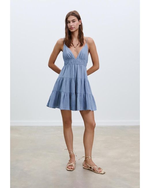 Abito Corto E Fluido Con Lacci Sulla Schiena di Stradivarius in Blue