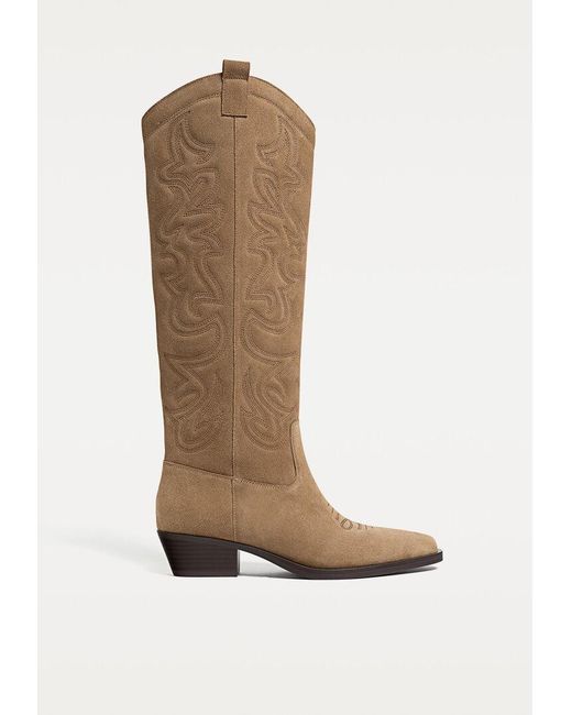 Stivali Cowboy Pelle Con Texture di Stradivarius in White