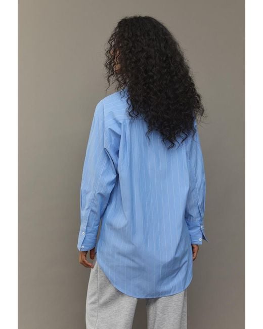 Camicia Lunga di Stradivarius in Gray