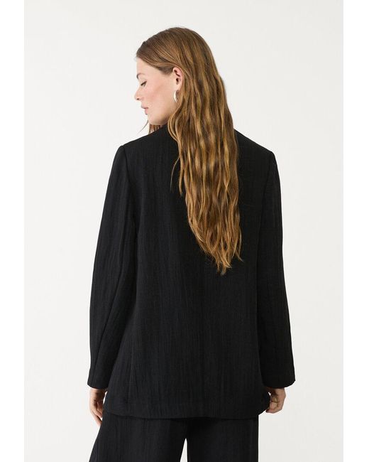 Giacca Regular Morbida Stropicciata di Stradivarius in Black