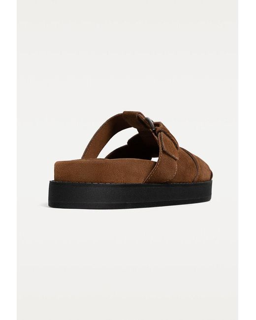 Zoccoli Cangrejeras di Stradivarius in Brown