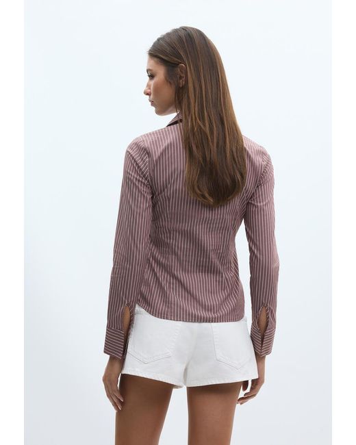 Camicia Basic Fitted A Righe di Stradivarius in Blue