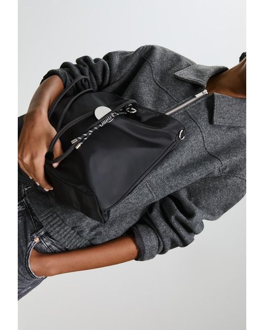 Borsa Shopper Con Charm di Stradivarius in Black