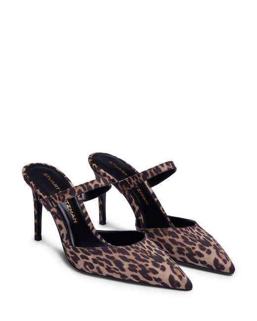 Heeled Mules di Stuart Weitzman in Brown