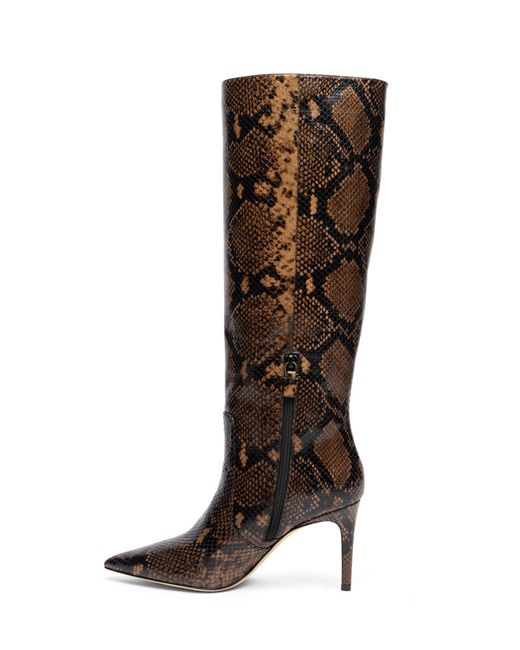 Stuart Power Boot 85 di Stuart Weitzman in Brown