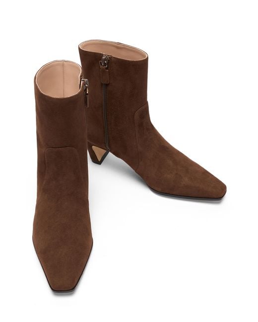 Stuart Weitzman Brown Stassi Zip-Stiefelette 50