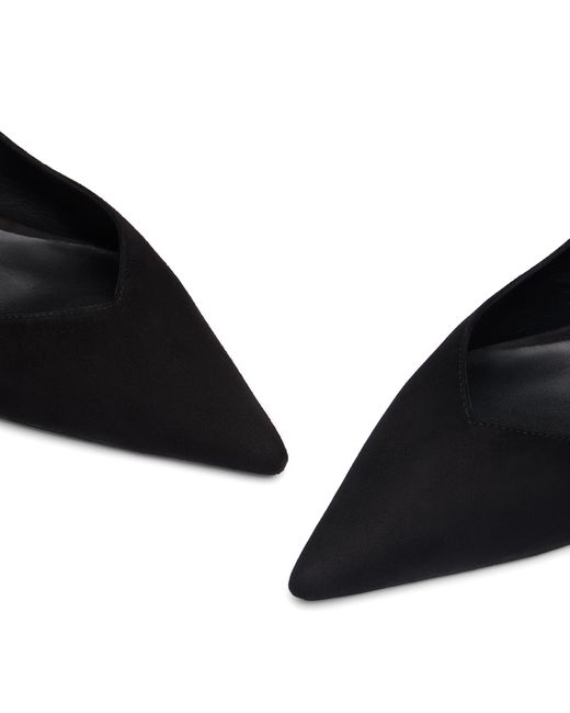 Eva Pump di Stuart Weitzman in Black
