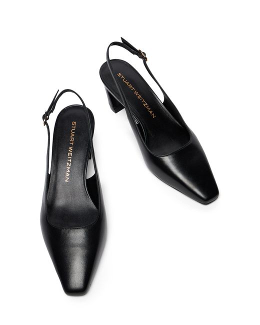 Pumps di Stuart Weitzman in Black