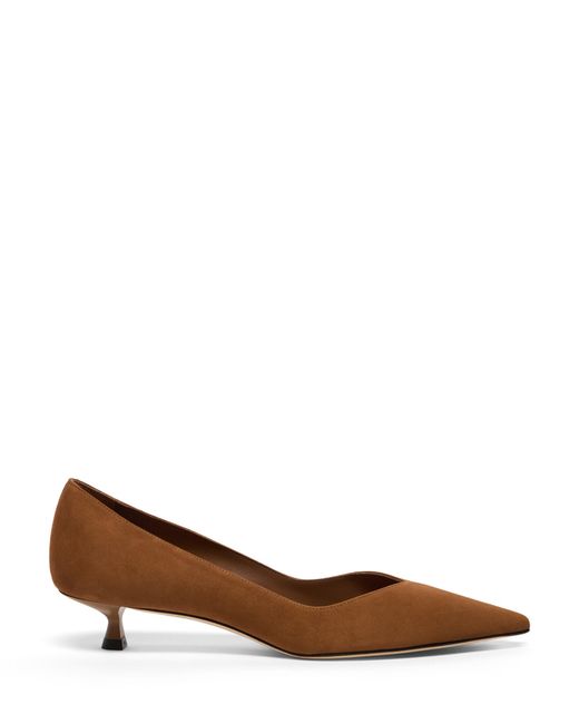 Pumps di Stuart Weitzman in Brown