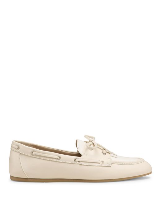 Tinsley Moccasin Stuart Weitzman de color Natural