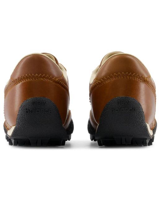 New Balance Brown Gator Run Shoes for men