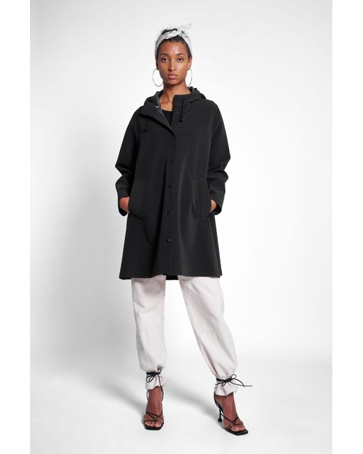 Stutterheim Black Mosebacke Matte Raincoat