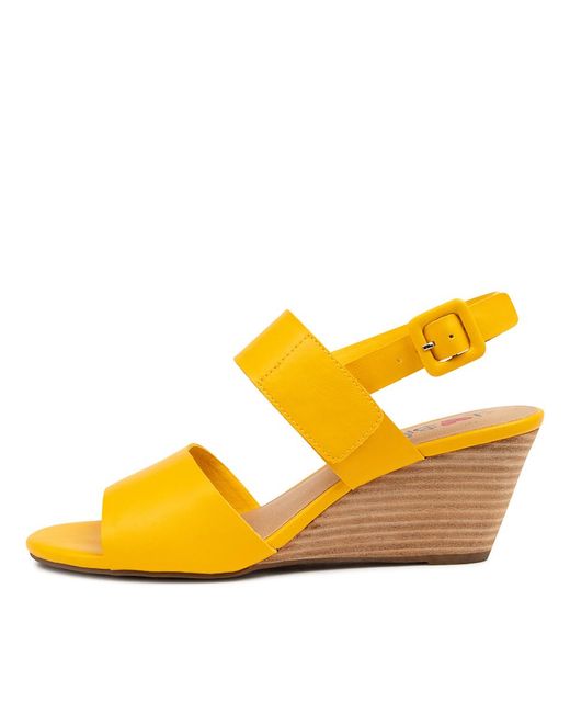 I LOVE BILLY Denim Grattie Il Sandals in Yellow Lyst Australia