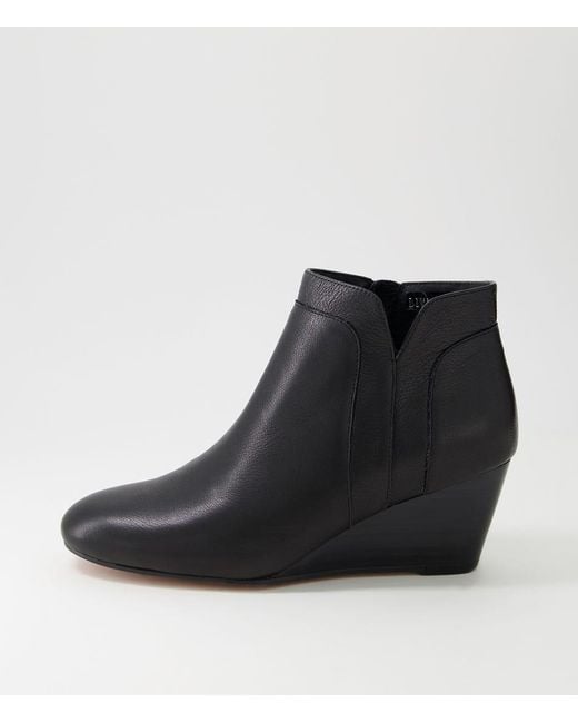 Diana ferrari hotsell black boots