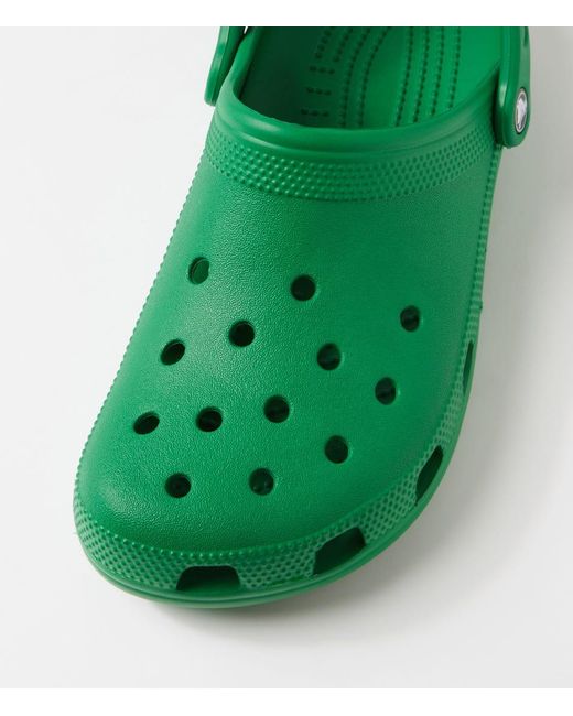 CROCSTM Green 10001 Classic M Cc Croslite Sandals for men