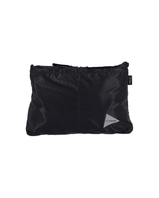 Borsa Tracolla "Sil Sacoche" di And Wander in Black da Uomo