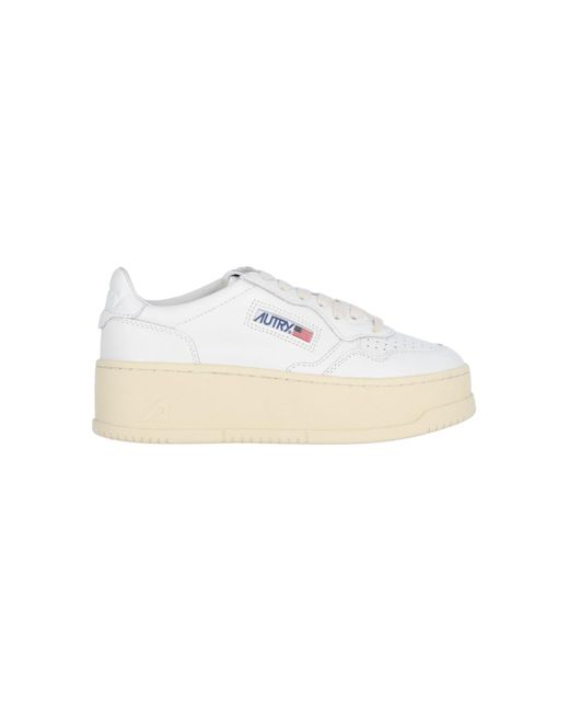 Sneakers "Medalist Platform Low" di Autry in White