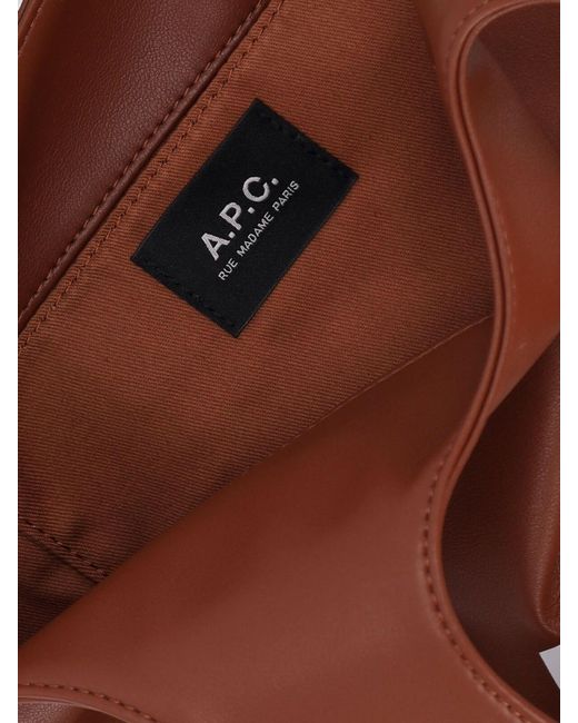 A.P.C. Red Puaat M61861Cad