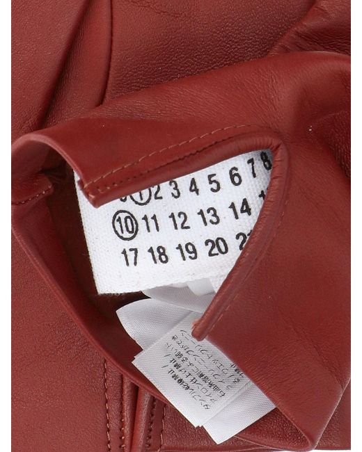Guanti "Four Stitches" di Maison Margiela in Red